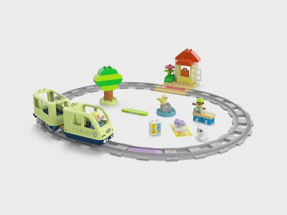 LEGO® Duplo. Przygoda z interaktywnym pociągiem 10427