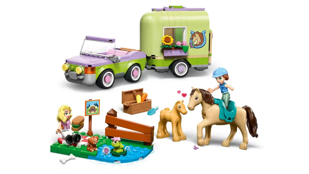 LEGO® Friends. Przyczepa z koniem 42695
